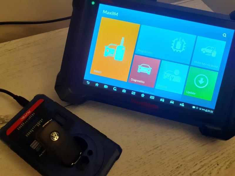 MaxiIM key programming diagnostic tool